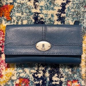 Fossil Marlow flip clutch wallet